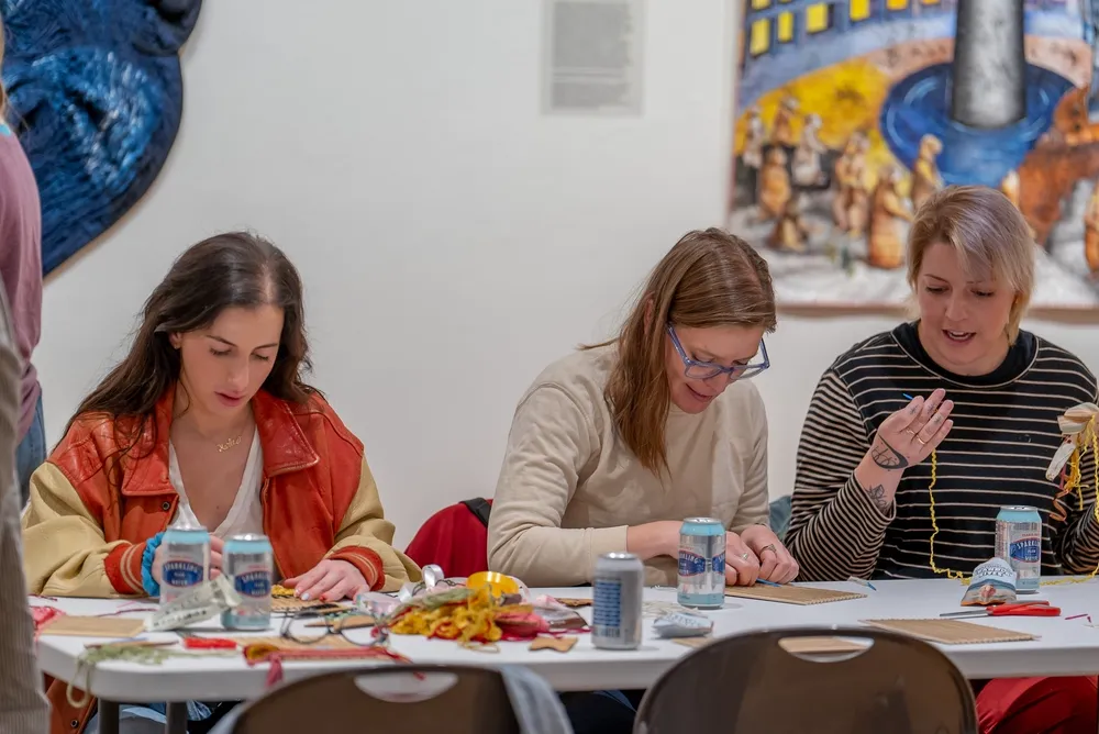 Weaving Stories: a Workshop for Craft in Chicago from the 1970s-80s and Beyond