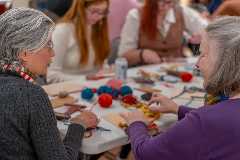 Weaving Stories: a Workshop for Craft in Chicago from the 1970s-80s and Beyond
