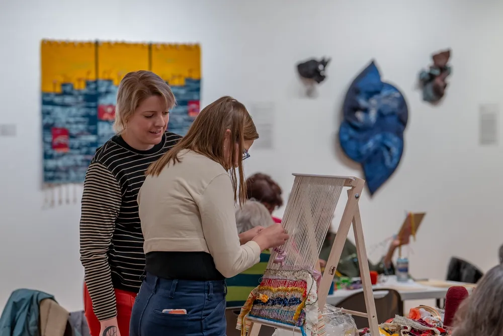Weaving Stories: a Workshop for Craft in Chicago from the 1970s-80s and Beyond
