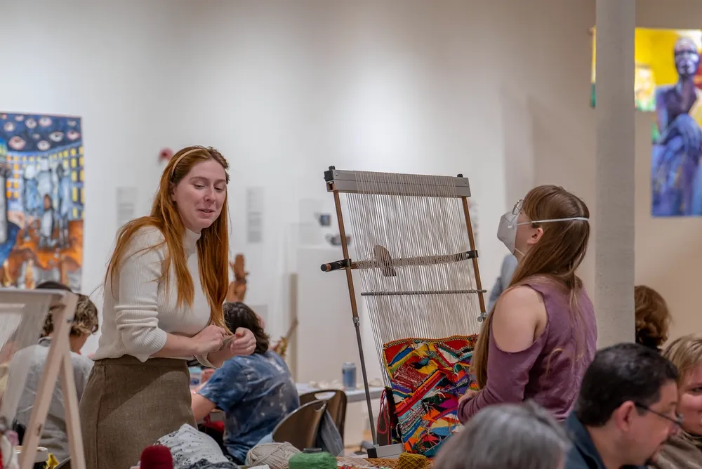 Weaving Stories: a Workshop for Craft in Chicago from the 1970s-80s and Beyond