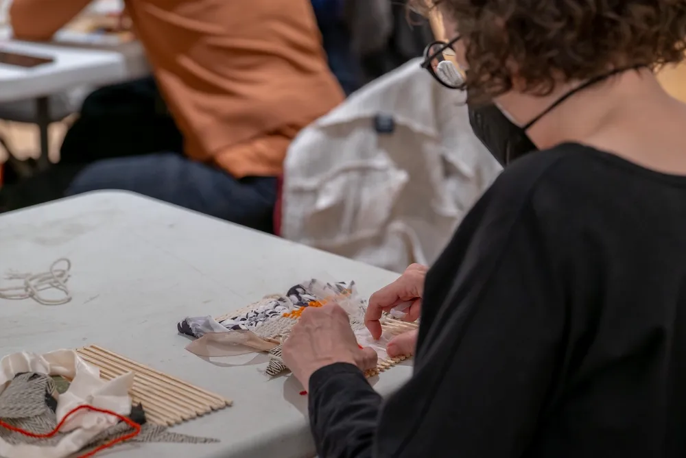 Weaving Stories: a Workshop for Craft in Chicago from the 1970s-80s and Beyond