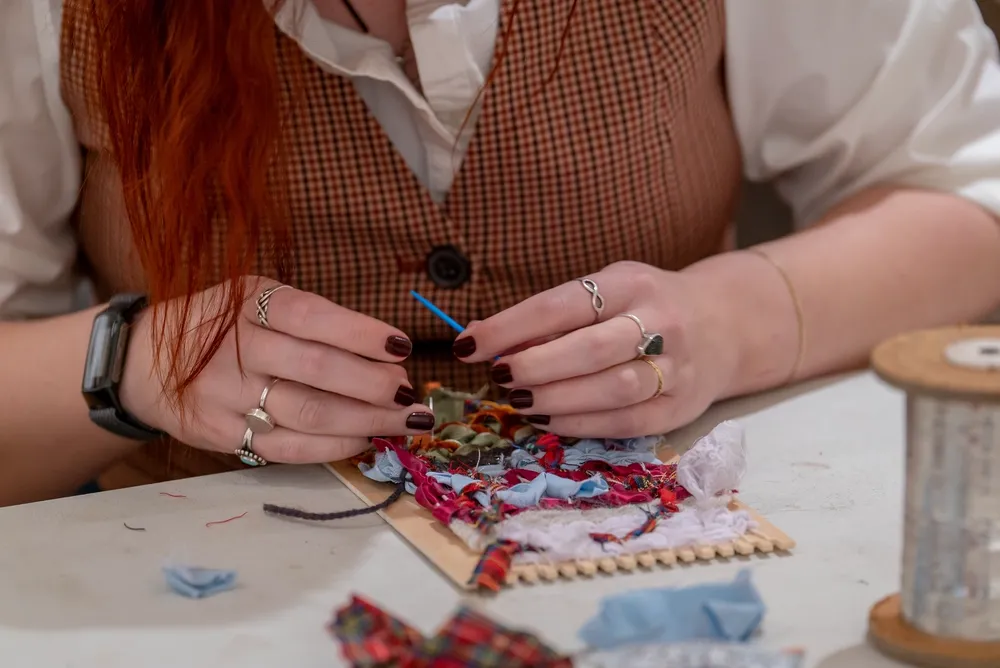 Weaving Stories: a Workshop for Craft in Chicago from the 1970s-80s and Beyond