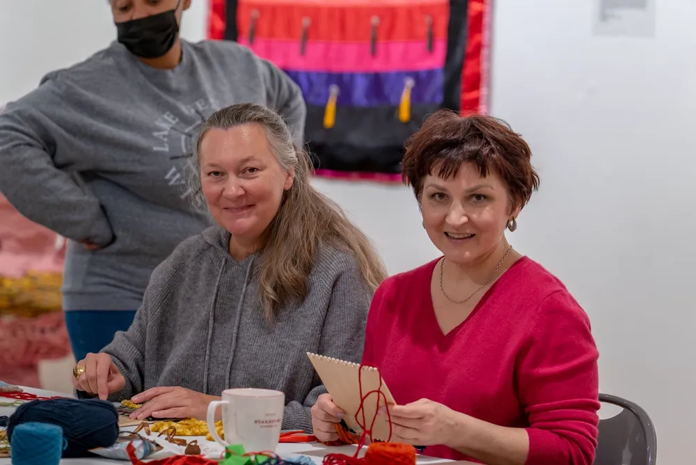 Weaving Stories: a Workshop for Craft in Chicago from the 1970s-80s and Beyond