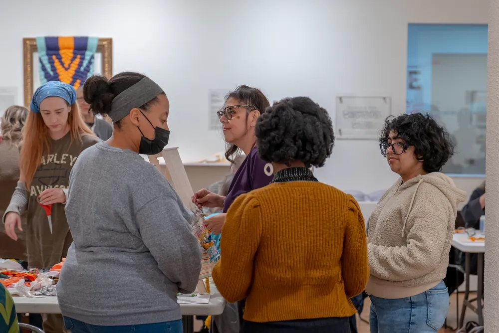 Weaving Stories: a Workshop for Craft in Chicago from the 1970s-80s and Beyond