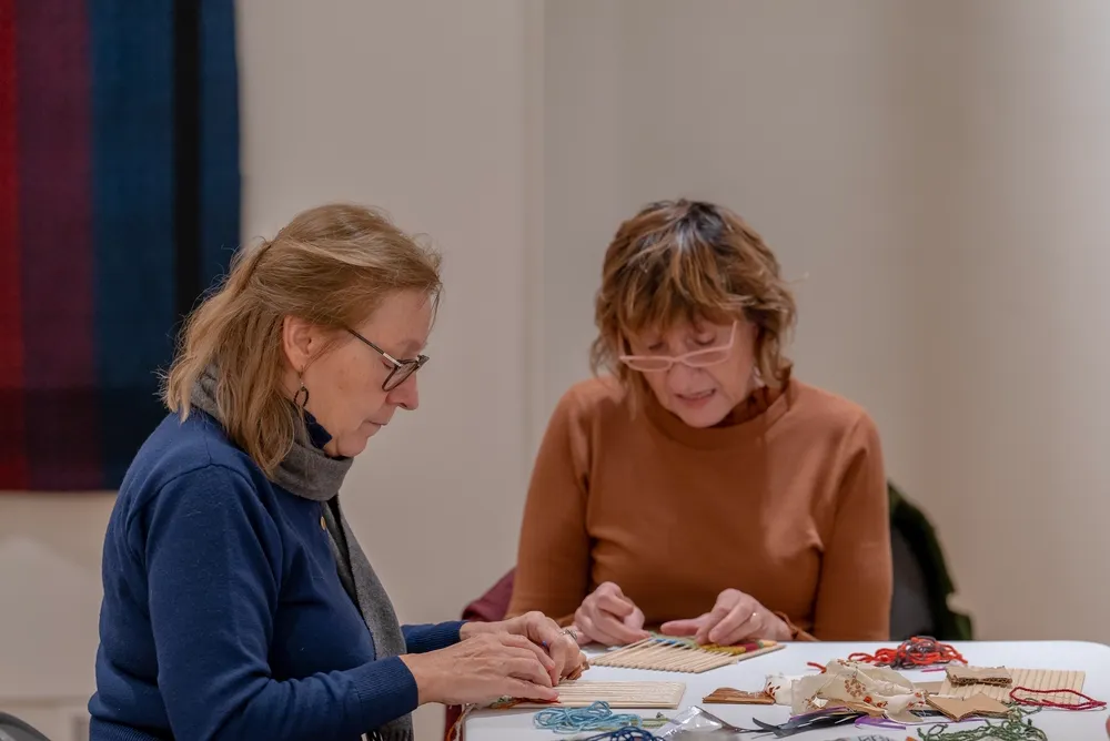 Weaving Stories: a Workshop for Craft in Chicago from the 1970s-80s and Beyond