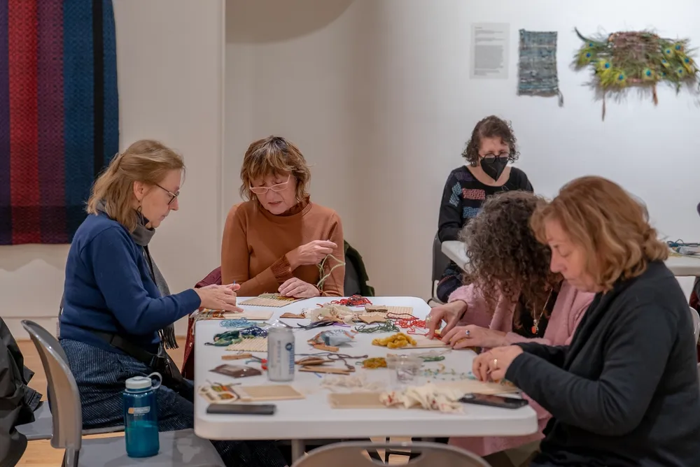 Weaving Stories: a Workshop for Craft in Chicago from the 1970s-80s and Beyond
