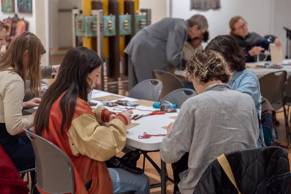 Weaving Stories: a Workshop for Craft in Chicago from the 1970s-80s and Beyond