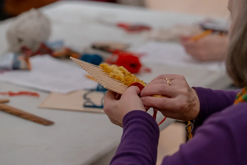 Weaving Stories: a Workshop for Craft in Chicago from the 1970s-80s and Beyond