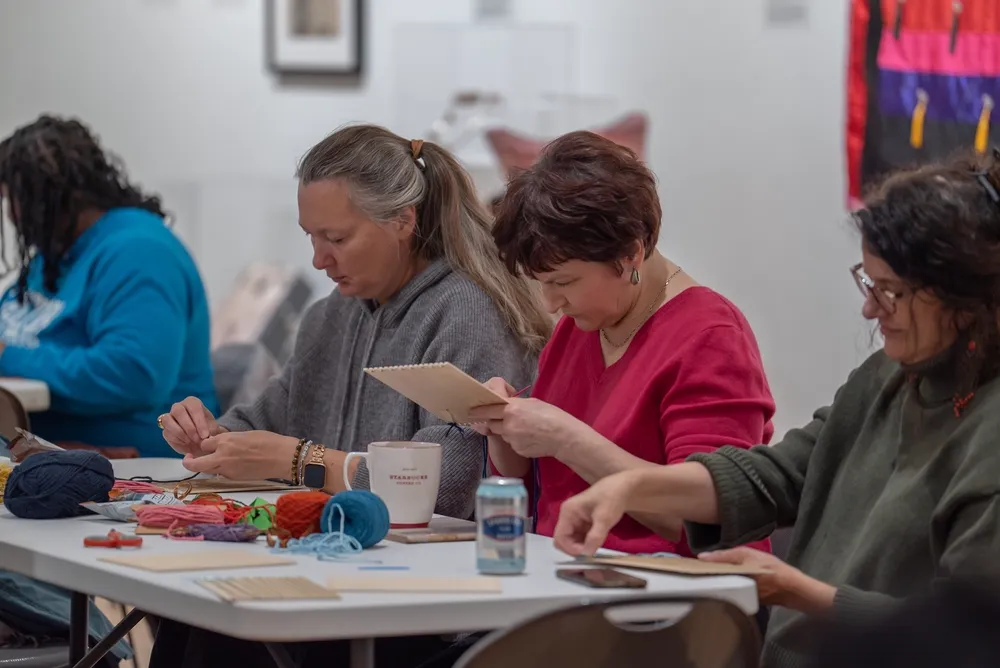 Weaving Stories: a Workshop for Craft in Chicago from the 1970s-80s and Beyond