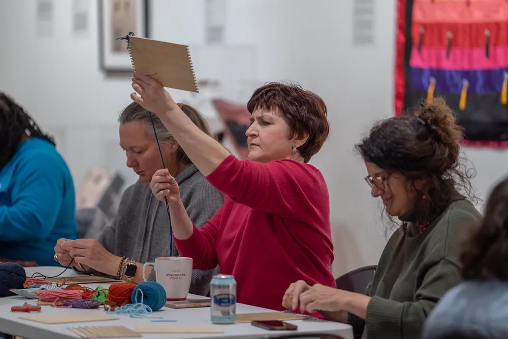 Weaving Stories: a Workshop for Craft in Chicago from the 1970s-80s and Beyond