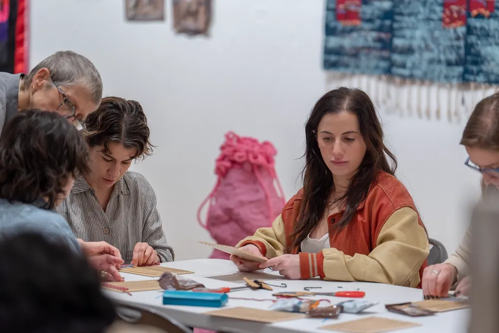 Weaving Stories: a Workshop for Craft in Chicago from the 1970s-80s and Beyond
