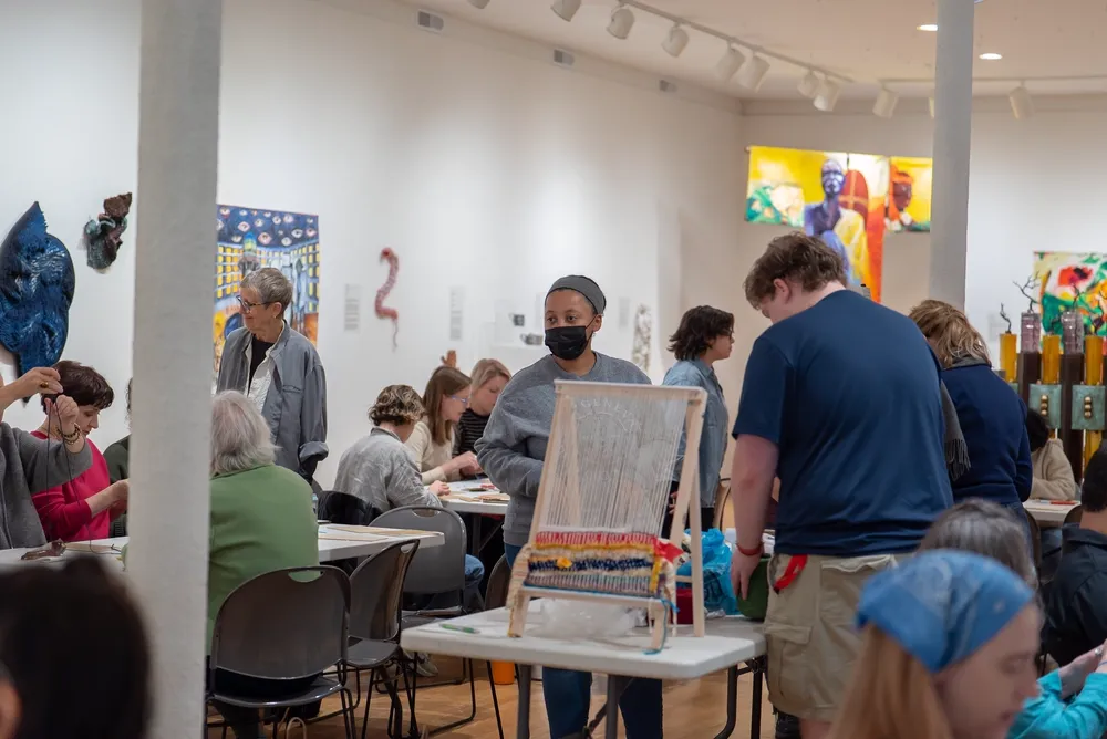 Weaving Stories: a Workshop for Craft in Chicago from the 1970s-80s and Beyond