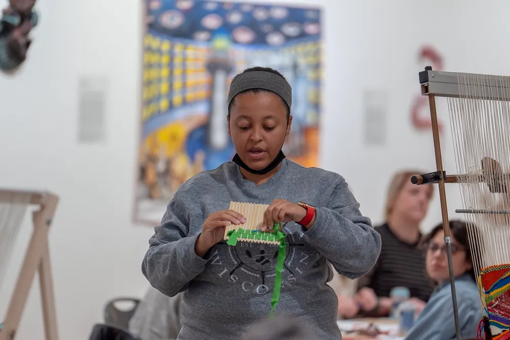 Weaving Stories: a Workshop for Craft in Chicago from the 1970s-80s and Beyond