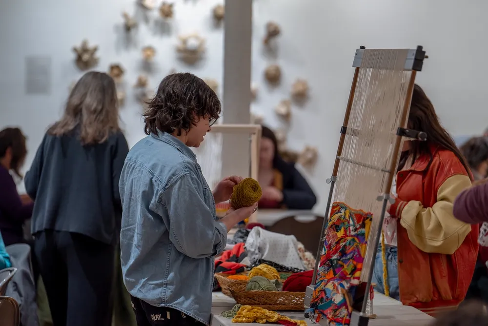 Weaving Stories: a Workshop for Craft in Chicago from the 1970s-80s and Beyond