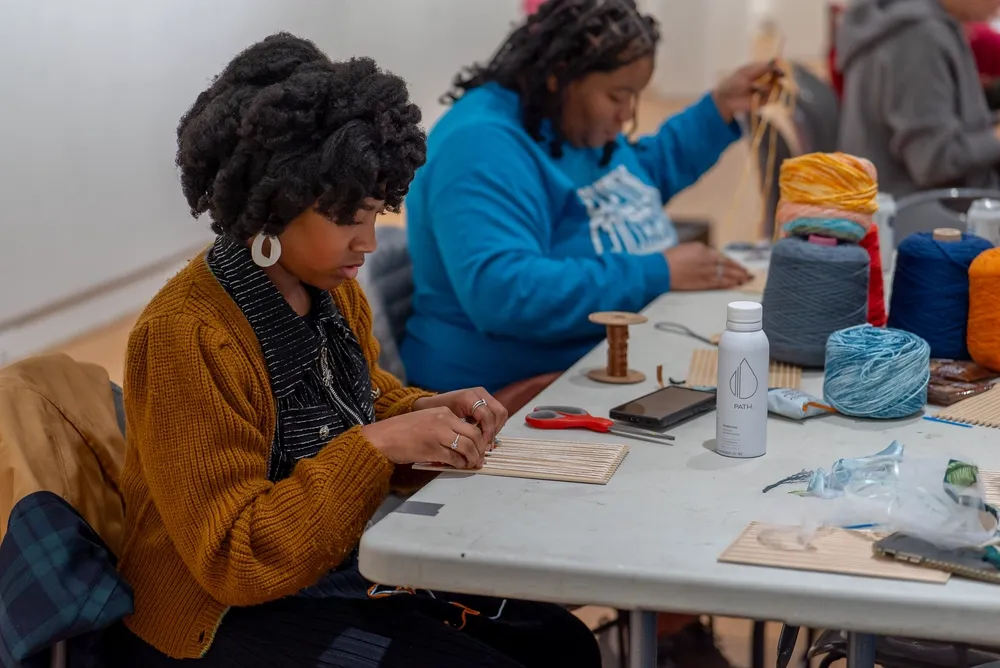 Weaving Stories: a Workshop for Craft in Chicago from the 1970s-80s and Beyond