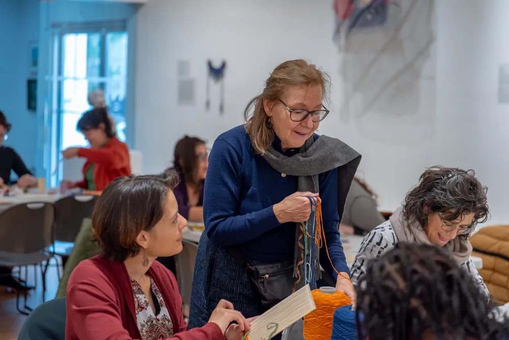 Weaving Stories: a Workshop for Craft in Chicago from the 1970s-80s and Beyond