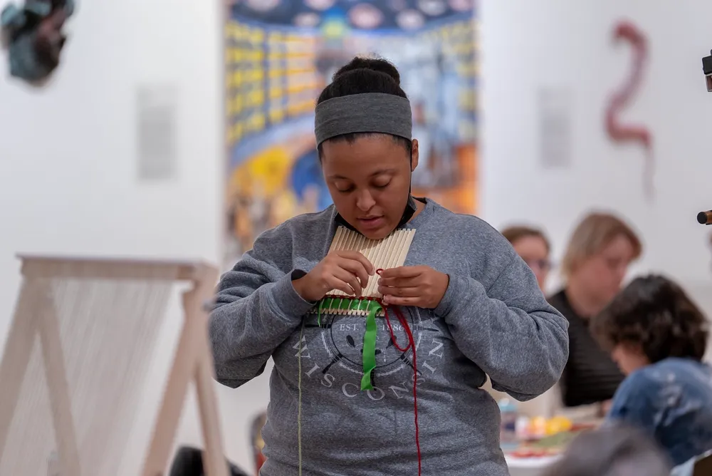 Weaving Stories: a Workshop for Craft in Chicago from the 1970s-80s and Beyond